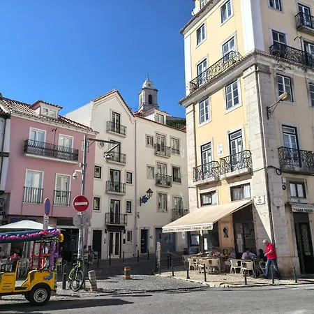 B&j Alfama Sea Lane 3