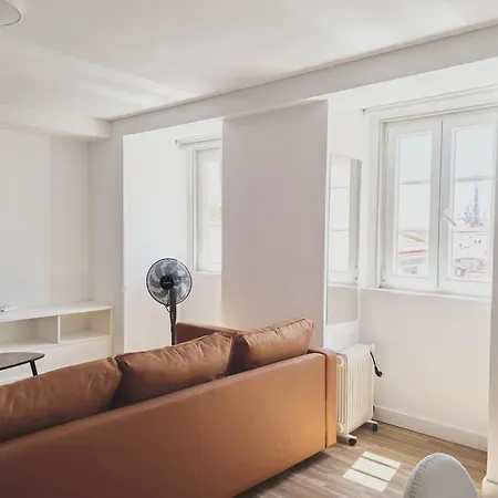 B&j Alfama Sea Lane 3