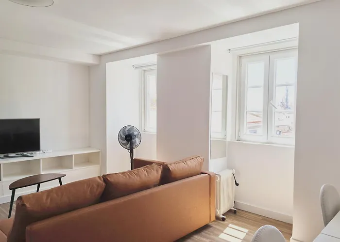 B&j Alfama Sea Lane 3